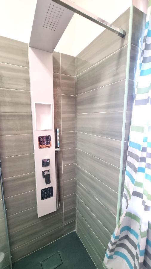 Casa Vacanze Cristoforo Colombo Holiday Trani Exteriör bild