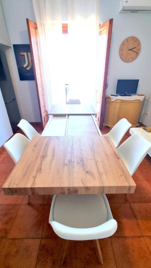 Casa Vacanze Cristoforo Colombo Holiday Trani Exteriör bild